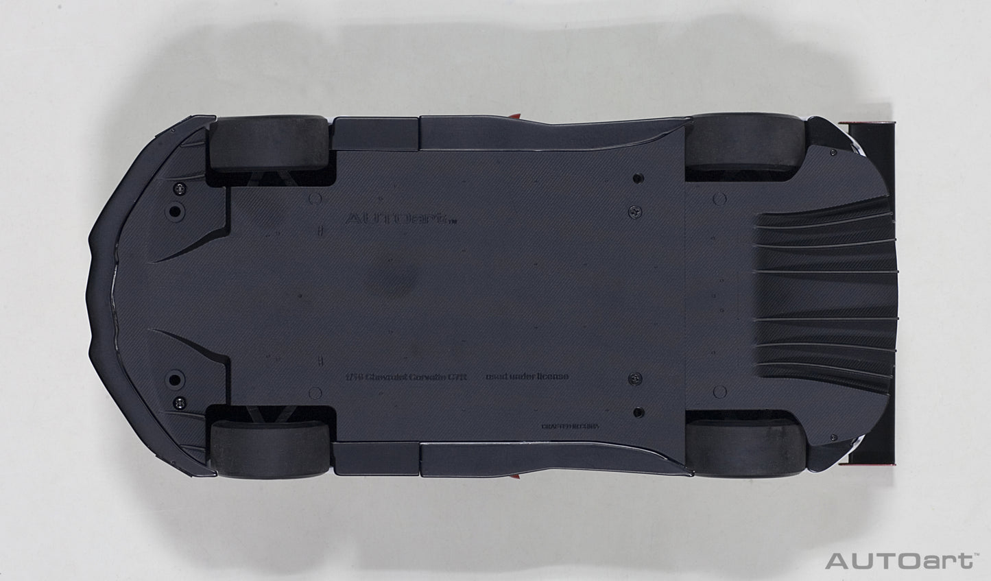 1:18 Chevrolet Corvette C7.R - Plain Colour Version - White /Red Accents - AUTOart - 81650