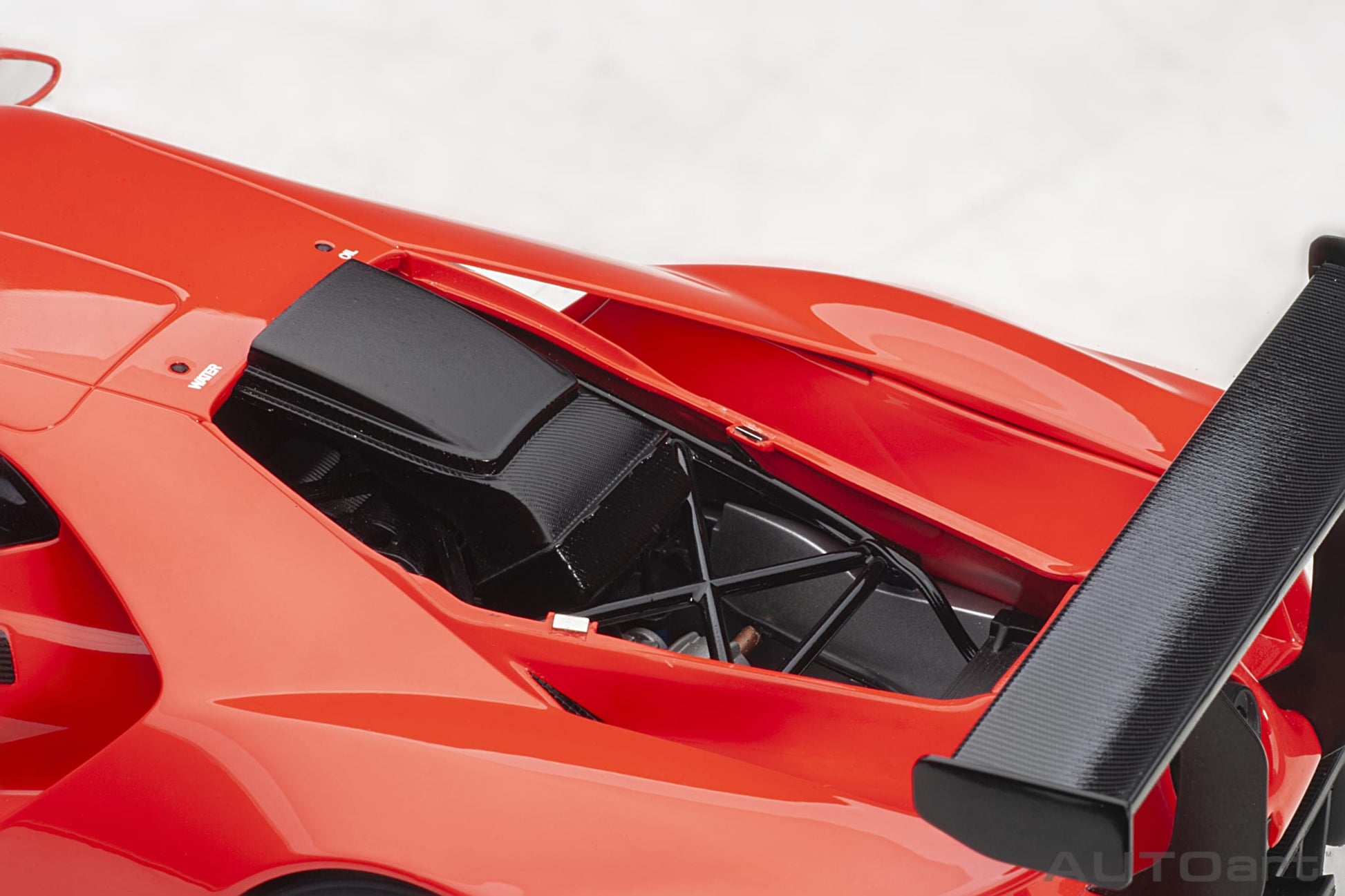 1:18 Ford GT - Plain Colour Version - LeMans - Red - AUTOart - 81811