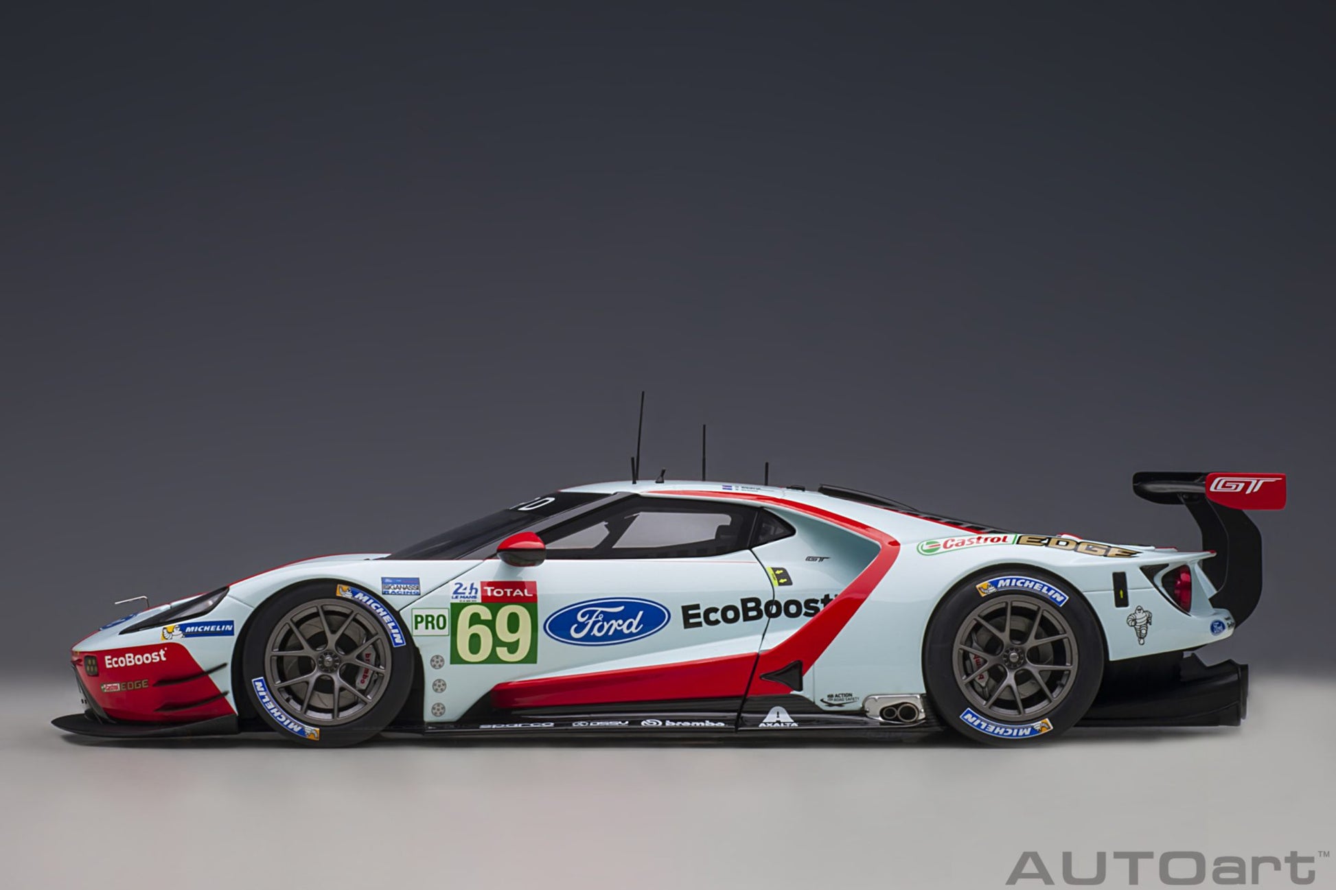1:18 Ford GT #69 - 2019 - Lemans - Ford Chip Ganassi Team - Ryan Briscoe - AUTOart - 81913