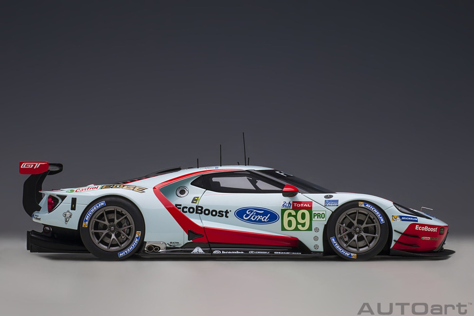 1:18 Ford GT #69 - 2019 - Lemans - Ford Chip Ganassi Team - Ryan Briscoe - AUTOart - 81913
