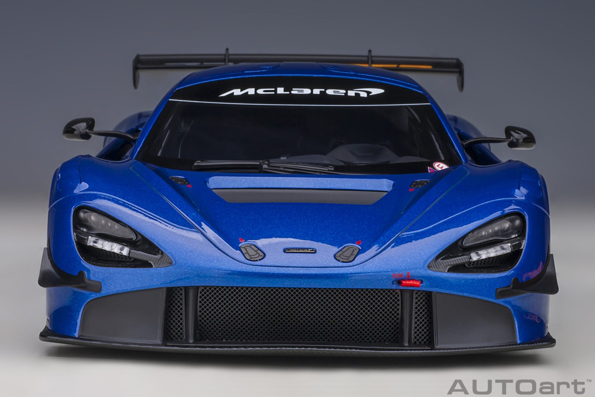 1:18 McLaren 720S GT3 - Azure Blue - AUTOart - 81970