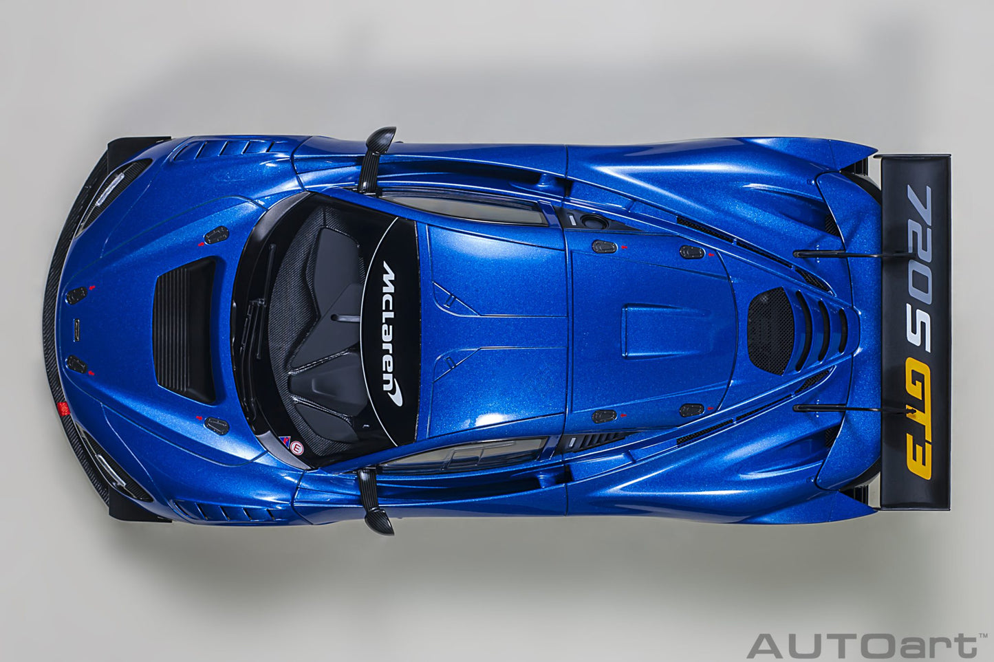 1:18 McLaren 720S GT3 - Azure Blue - AUTOart - 81970