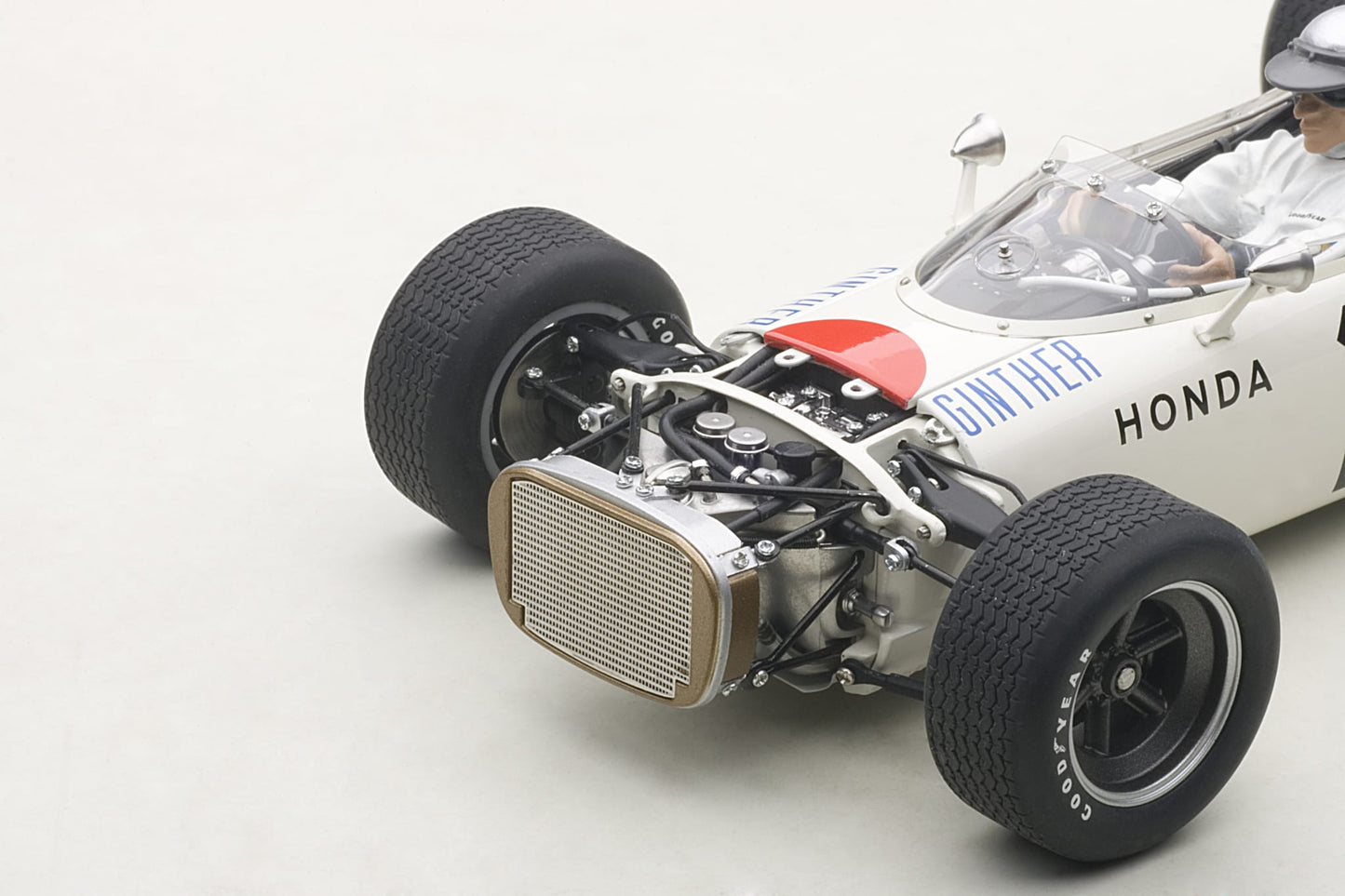 1:18 Honda RA272 F1 #11 - Mexico GP Winner - 1965 - Formula 1 - Honda - Richie Ginther - AUTOart - 86599