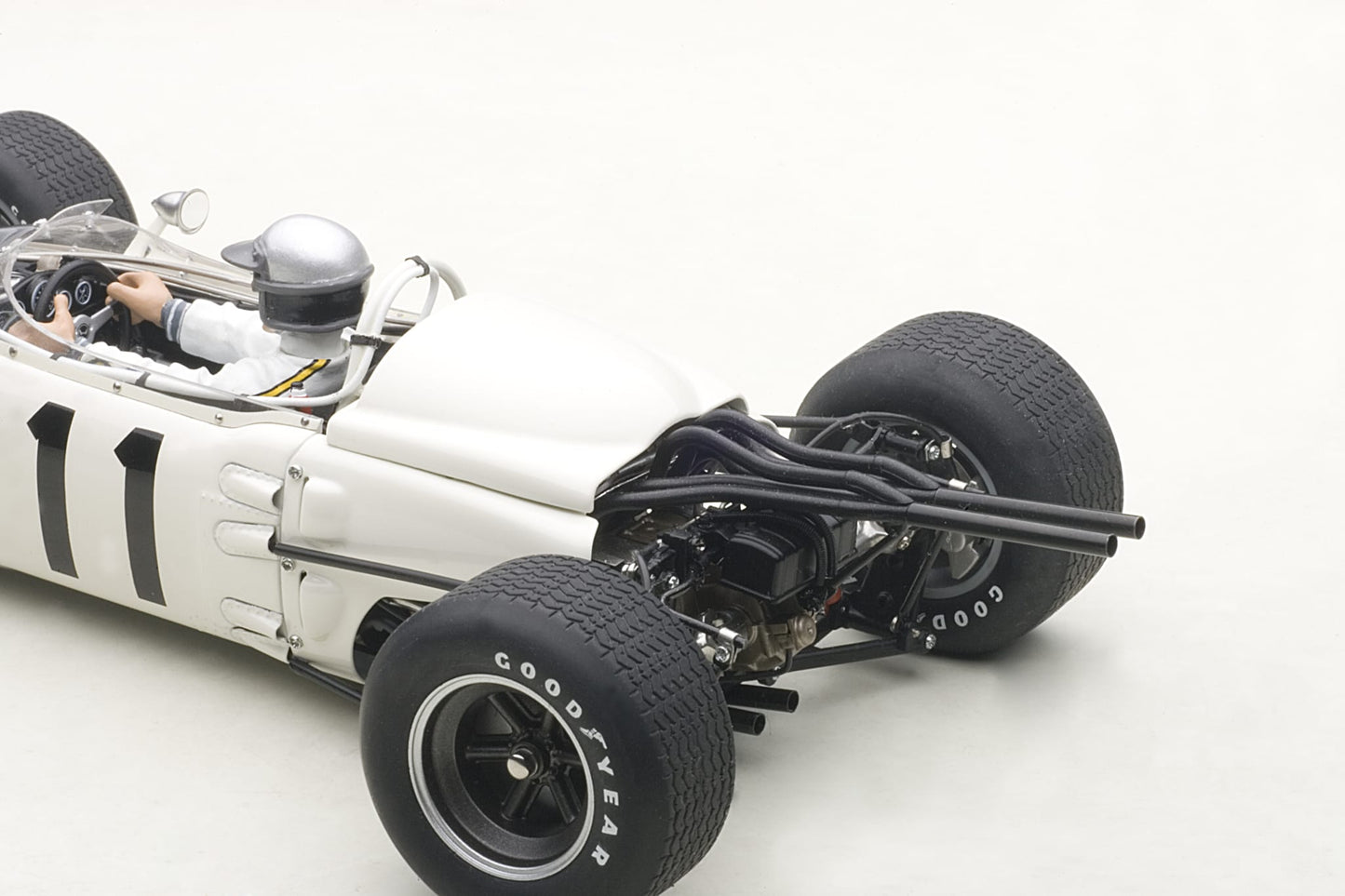 1:18 Honda RA272 F1 #11 - Mexico GP Winner - 1965 - Formula 1 - Honda - Richie Ginther - AUTOart - 86599