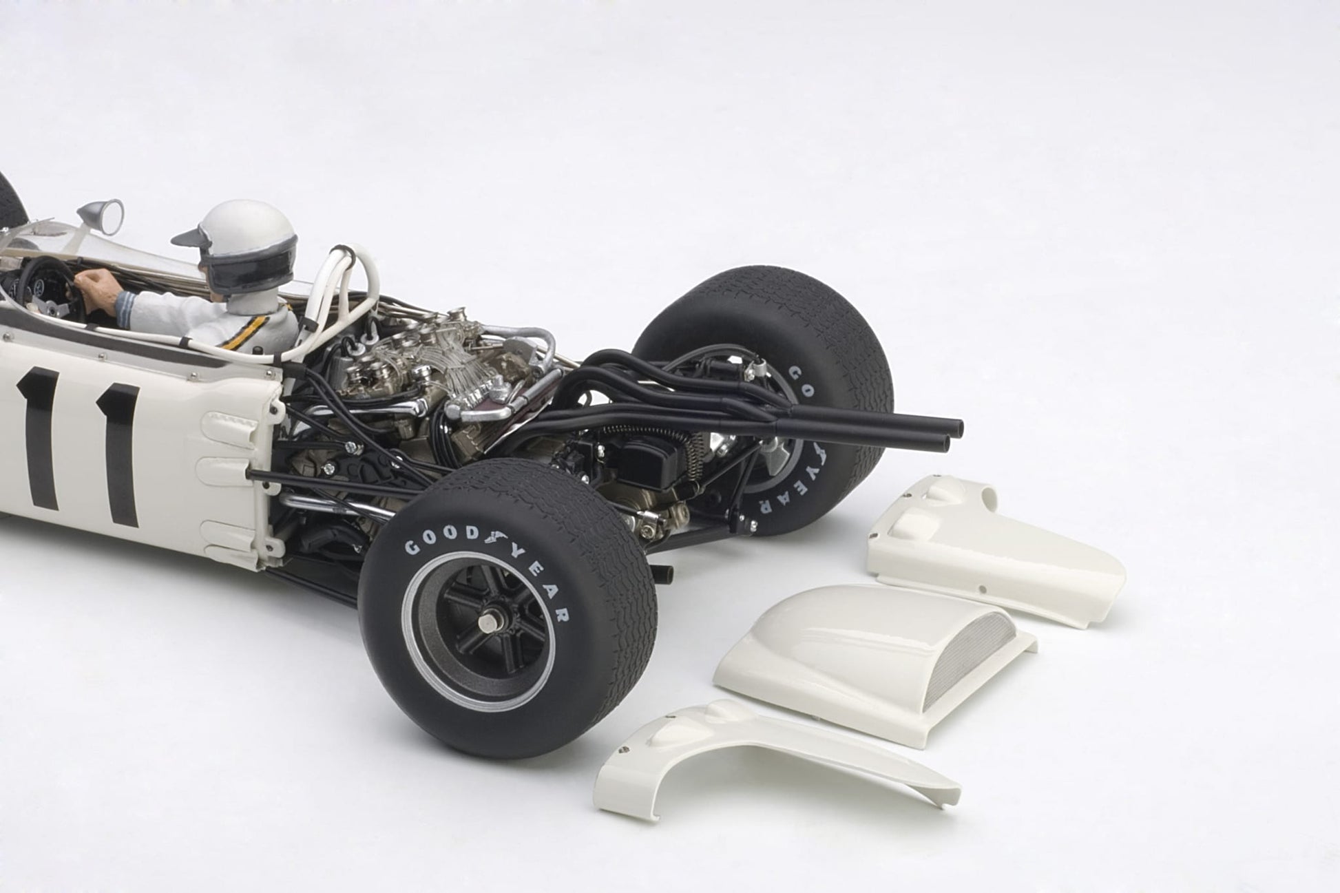 1:18 Honda RA272 F1 #11 - Mexico GP Winner - 1965 - Formula 1 - Honda - Richie Ginther - AUTOart - 86599