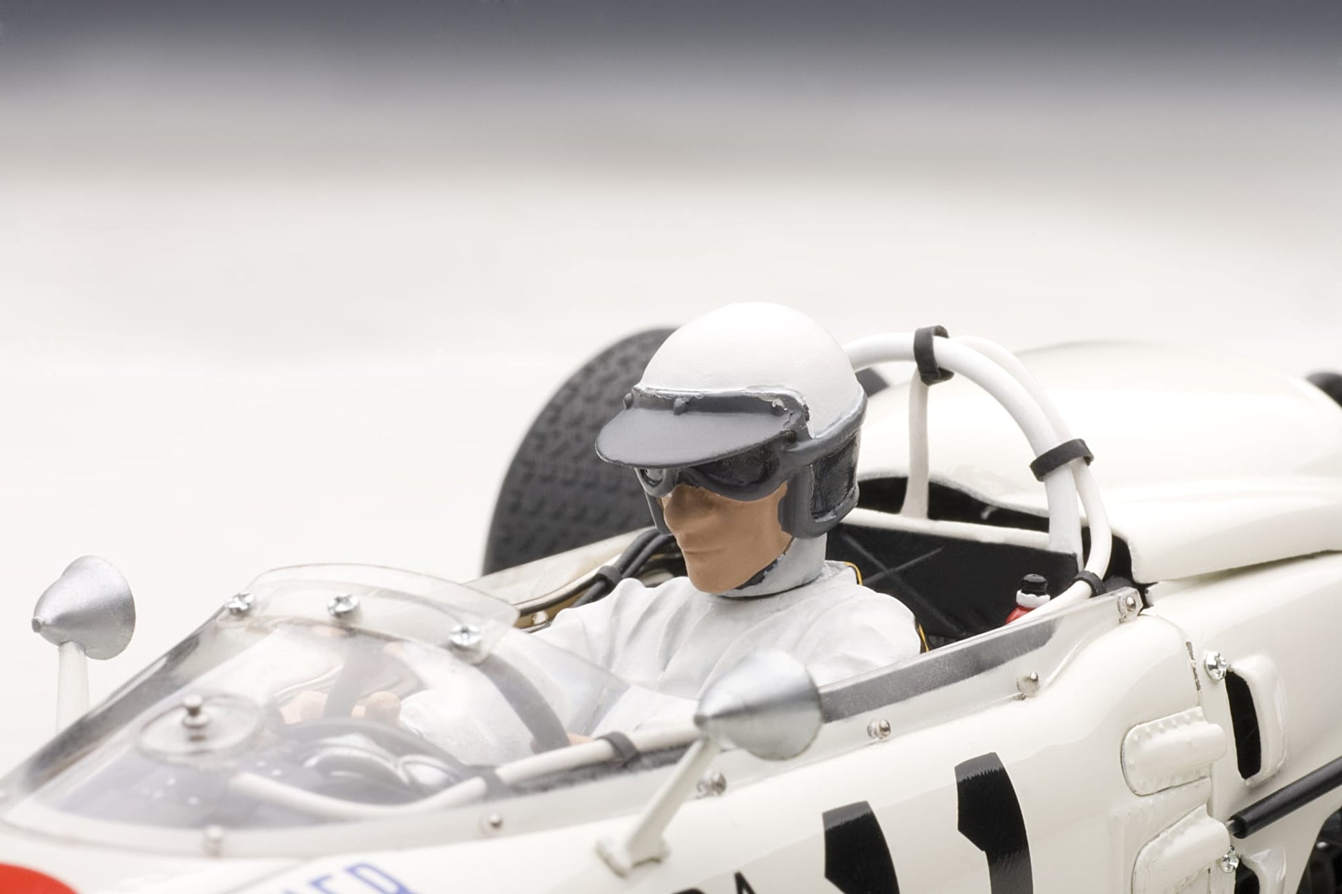 1:18 Honda RA272 F1 #11 - Mexico GP Winner - 1965 - Formula 1 - Honda - Richie Ginther - AUTOart - 86599