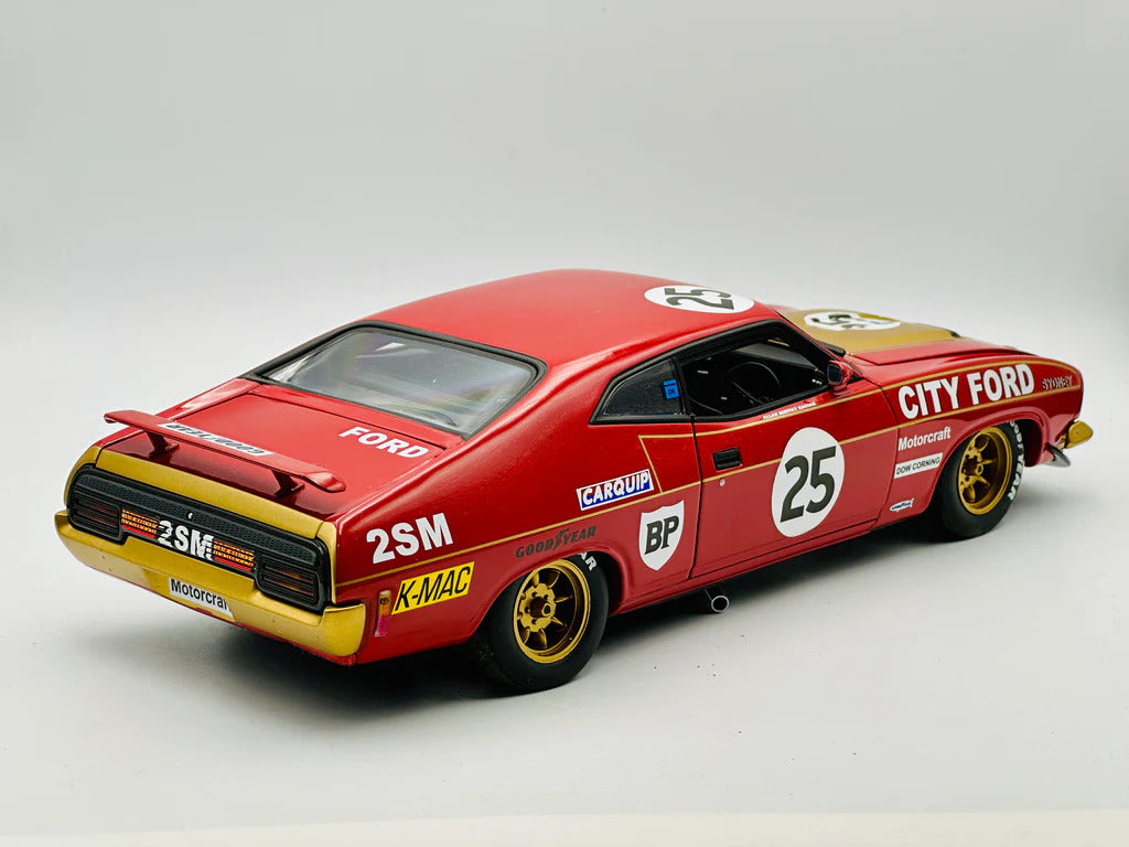 1:18 Ford XB Falcon GT Hardtop #25 - 1975 - Bathurst - Allan Moffat Racing - Allan Moffat - AUTOart - 87511