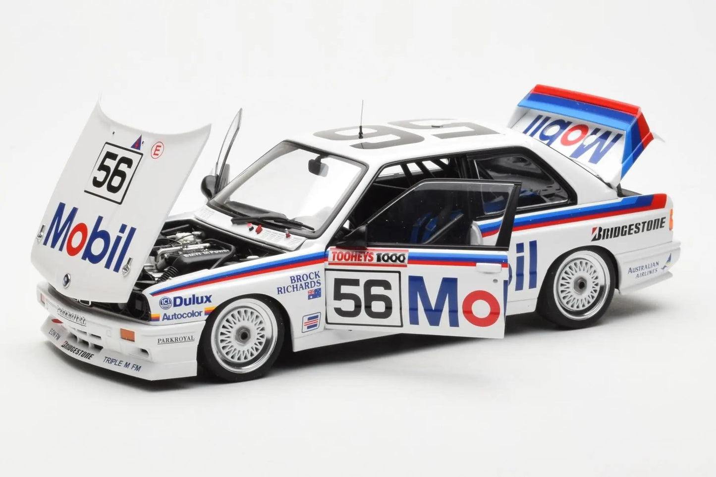1:18 BMW M3 #56 - 1988 - Bathurst - Mobil 1 Racing - Peter Brock - AUTOart - 88847