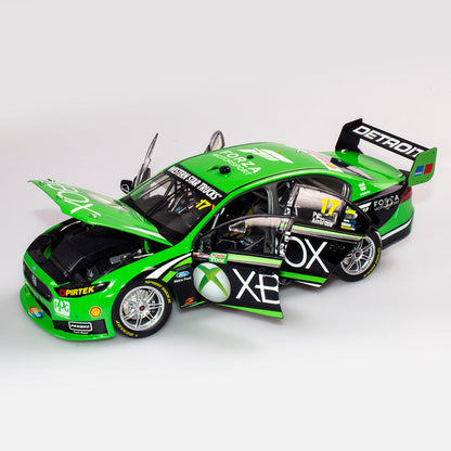 1:18 Ford FGX Falcon #17 - Gold Coast 600 - Marcos Ambrose Last Start - 2015 - Supercars Championship - DJR Team Penske - Scott Pye - Authentic Collectables - ACD18F15A