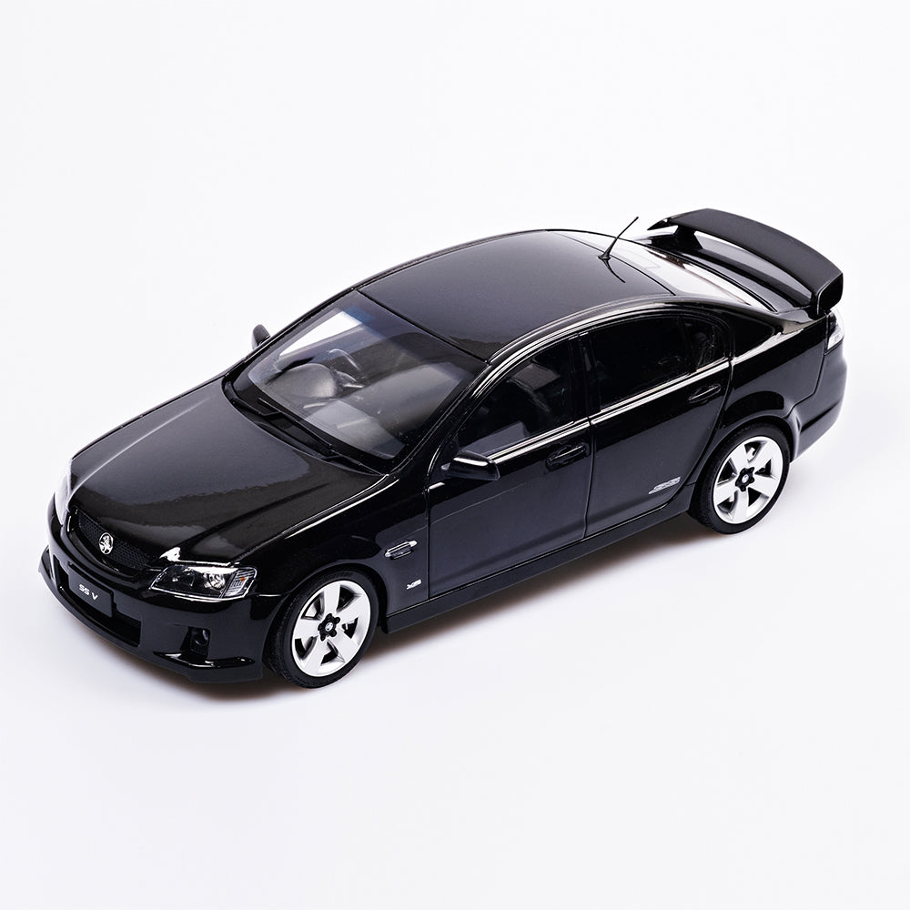 1:18 Holden VE Commodore SS V - Phantom Metallic - Authentic Collectables - ACD18HVE1B