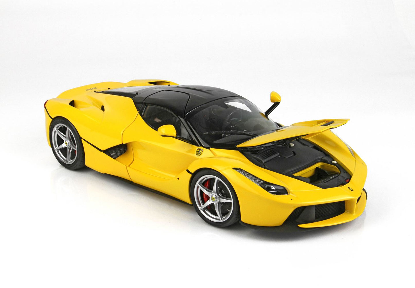 1:18 Ferrari LaFerrari - Modena Yellow/Gloss Black Roof - BBR Models - BBR182220