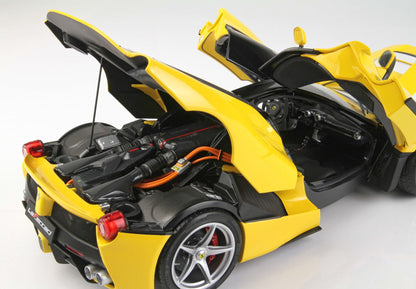 1:18 Ferrari LaFerrari - Modena Yellow/Gloss Black Roof - BBR Models - BBR182220