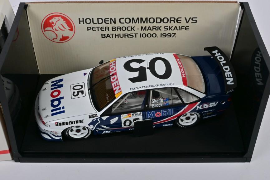 1:18 Holden VS Commodore #05 - 1997 - Bathurst - Holden Racing Team - Peter Brock - Biante Model Cars - B180402B