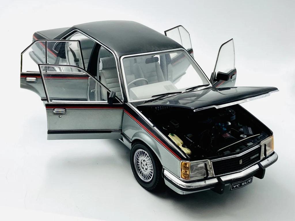 1:18 Holden VC Commodore SL/E - 1980 - Tuxedo Black over Aztec Silver - Biante Model Cars - B182702A