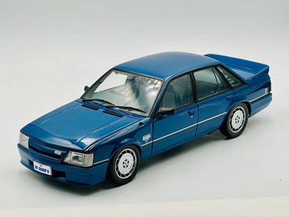 1:18 Holden VK Commodore SS Group A - Formula Blue w/Silver Aero Wheels - Biante Model Cars - B182704A
