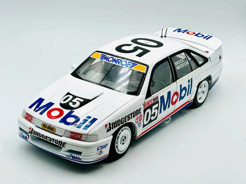 1:18 Holden VN Commodore SS Group A #05 - 1991 - Bathurst - Mobil 1 Ra ...