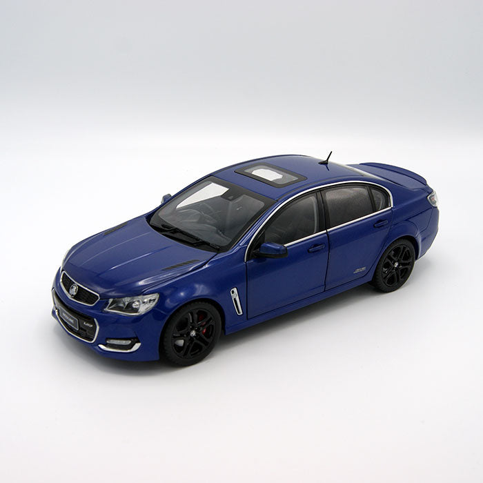 1:18 Holden VF Commodore SSV Redline II - Slipstream Blue - Biante Model Cars - B182716E