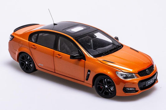 1:18 Holden VFII Commodore SSV Redline - 2017 - Light My Fire - Biante Model Cars - B182717C