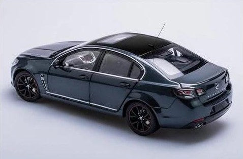 1:18 Holden VFII Commodore Director - 2017 - Son of a Gun - Biante Model Cars - B182717X