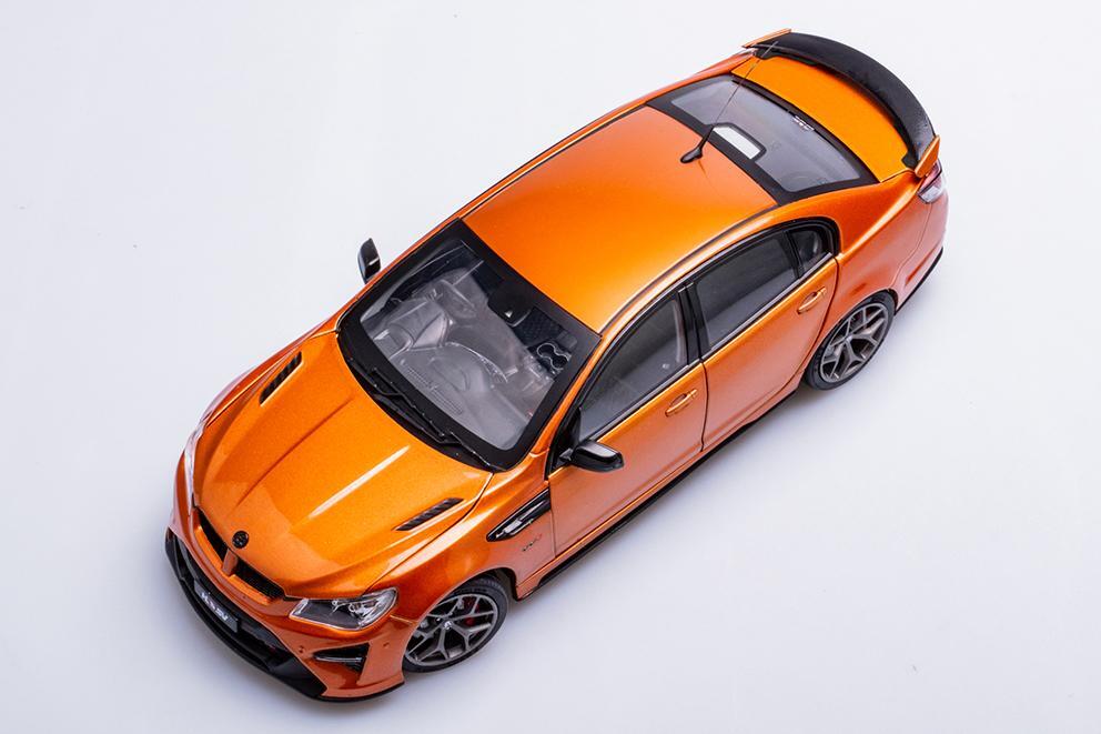 1:18 Holden HSV GTSR W1 - Light My Fire - Biante Model Cars - B182817C
