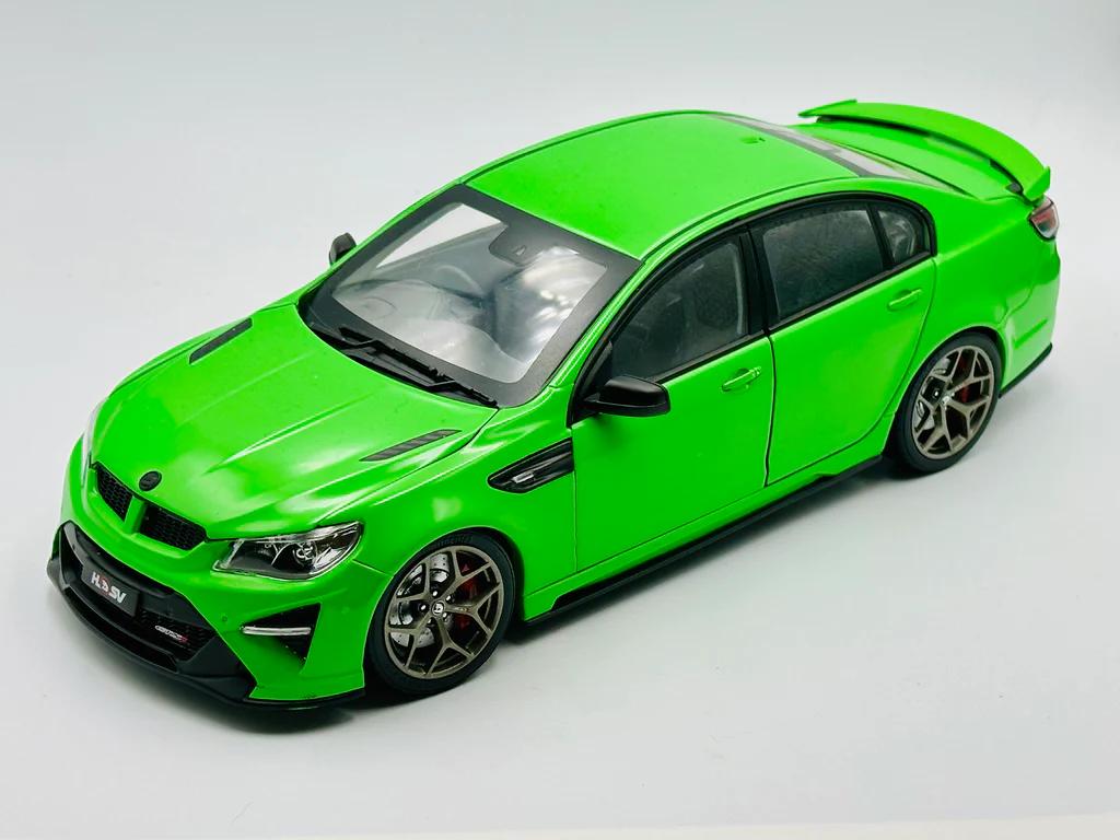 1:18 Holden HSV GTSR - Spitfire - Biante Model Cars - B182917B