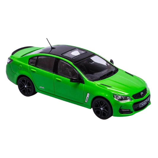 1:43 Holden VF Commodore SSV Redline II - 2017 - Spitfire Green - Biante Model Cars - B432717B