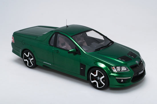 1:18 Holden HSV Maloo R8 -  20th Anniversary - Poison Ivy - Biante Model Cars - BR18401B