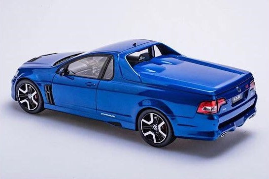 1:18 Holden HSV Maloo R8 -  20th Anniversary - 2010 - Voodoo Blue - Biante Model Cars - BR18401C