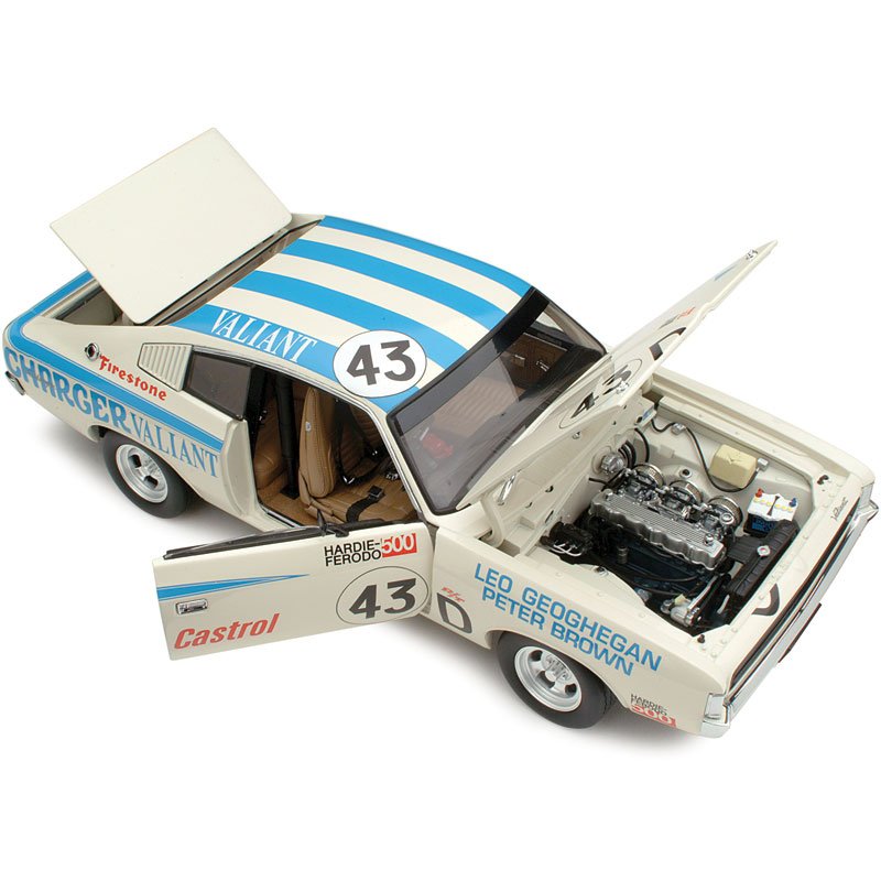 1:18 Chrysler VH Valiant E38 R/T Charger #43D - 1971 - Bathurst - Leo Geoghegan - Classic Carlectables - 18054