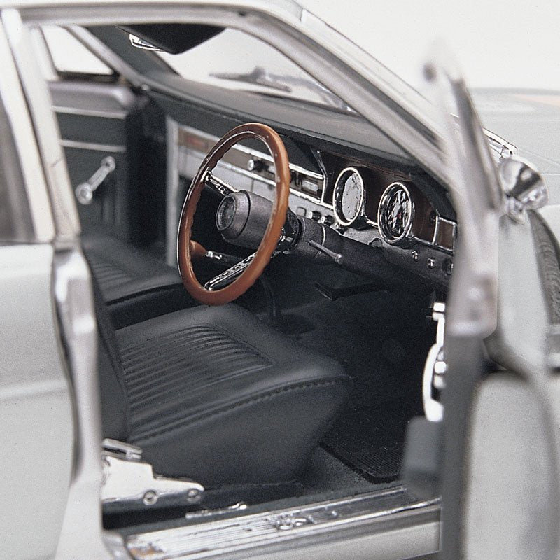 1:18 Ford XR Falcon GT Promotional Car - 1967 - Silver - Classic Carlectables - 18071