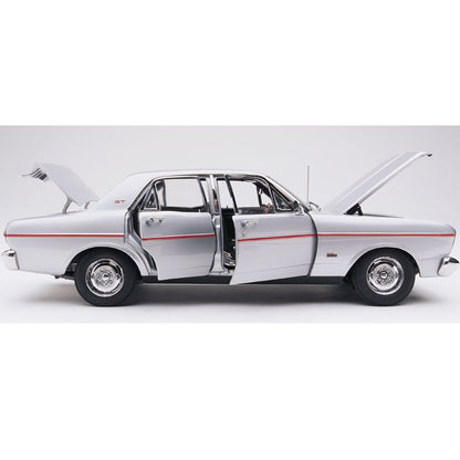 1:18 Ford XT Falcon GT - 1968 - Silver - Classic Carlectables - 18073