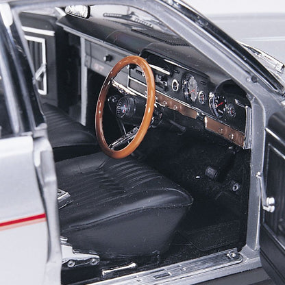 1:18 Ford XT Falcon GT - 1968 - Silver - Classic Carlectables - 18073