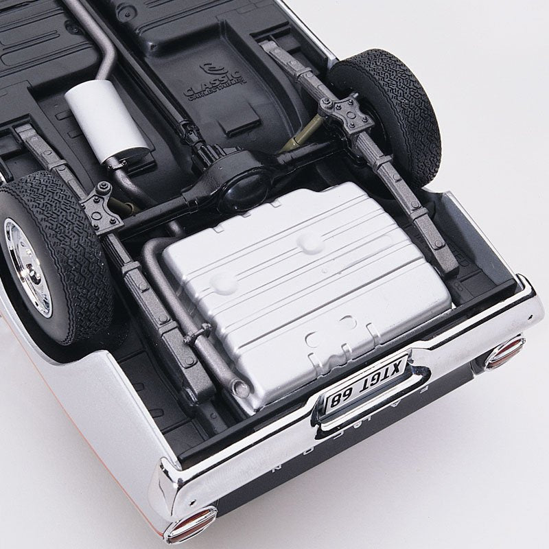 1:18 Ford XT Falcon GT - 1968 - Silver - Classic Carlectables - 18073