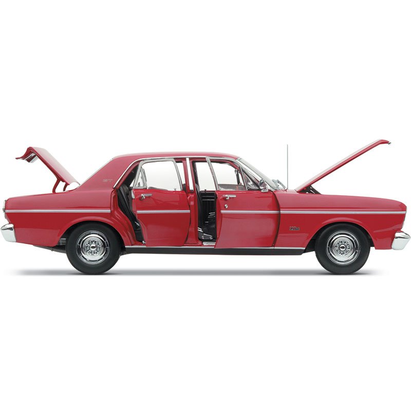 1:18 Ford XT Falcon GT - 1968 - Candy Apple Red - Classic Carlectables - 18074