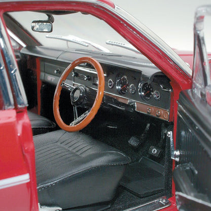 1:18 Ford XT Falcon GT - 1968 - Candy Apple Red - Classic Carlectables - 18074