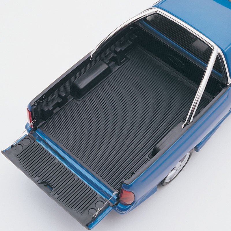 1:18 Ford BA Falcon XR8 Ute - Blueprint - Classic Carlectables - 18080