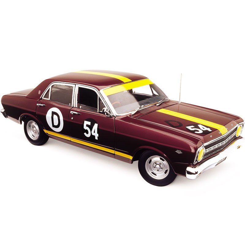 1:18 Ford XR Falcon GT #54D - 1967 - Bathurst - Ford Motor Company of Australia - Bob Jane - Salton Maroon - Classic Carlectables - 18085