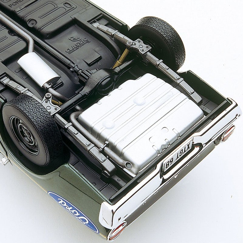 1:18 Ford XT Falcon GT #9D - 1968 - Bathurst - Ford Motor Company of Australia - Fred Gibson - Classic Carlectables - 18086