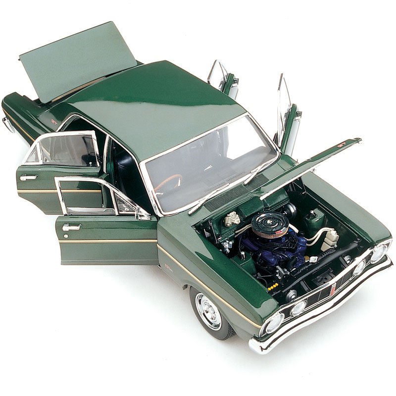 1:18 Ford XT Falcon GT - 1968 - Zircon Green - Classic Carlectables - 18155