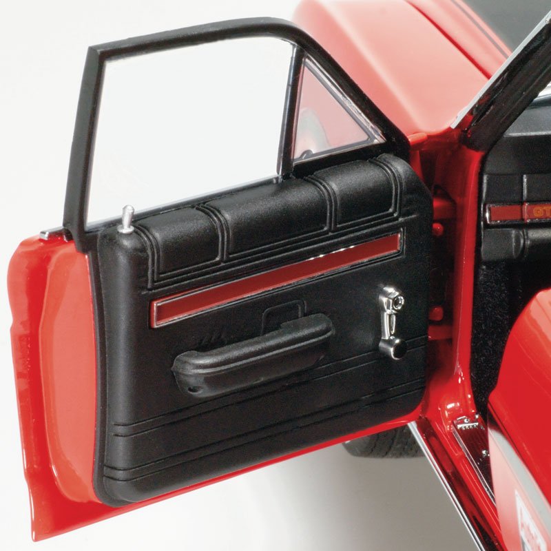 1:18 Ford XW Falcon GTHO Phase II #64E - 1970 - Bathurst Winner - Ford Motor Company of Australia - Allan Moffat - Classic Carlectables - 18158