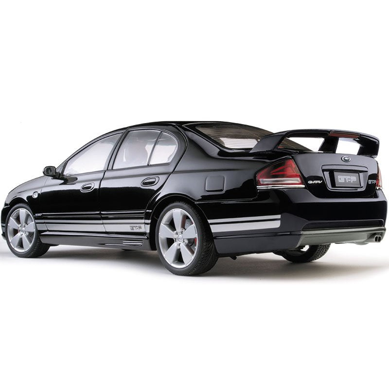 1:18 Ford BA FPV GT-P MK II Sedan - Silhouette with Silver Stripes - Classic Carlectables - 18192