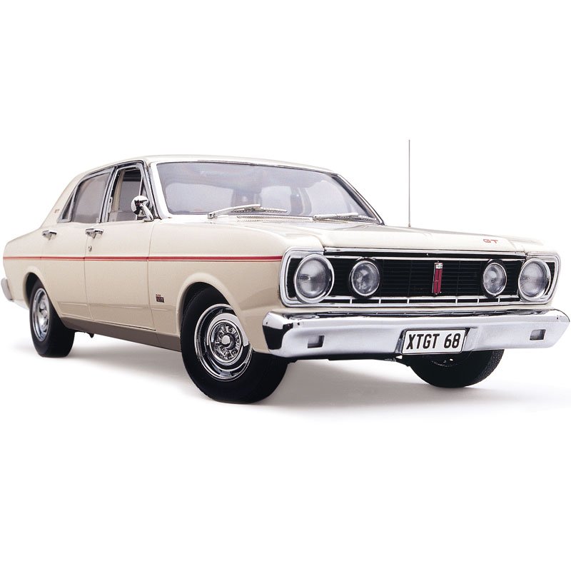 1:18 Ford XT Falcon GT - 1968 - Polar White - Classic Carlectables - 18207