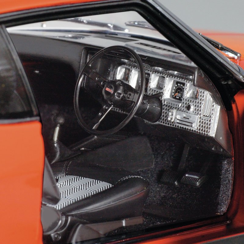 1:18 Holden HQ Monaro GTS Coupe - Tangerine w/ Lone O'Ranger Stripes - Classic Carlectables - 18213