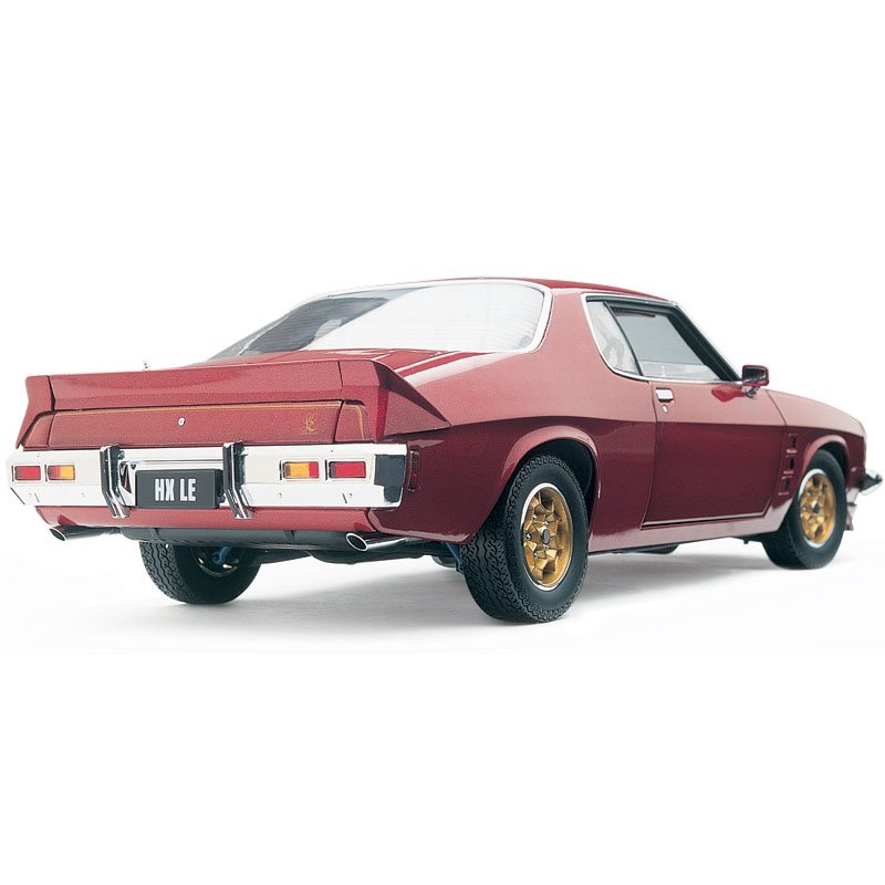 1:18 Holden HX LE Monaro Coupe - Metallic Crimson w/ Gold Stripes - Classic Carlectables - 18217