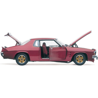 1:18 Holden HX LE Monaro Coupe - Metallic Crimson w/ Gold Stripes - Classic Carlectables - 18217