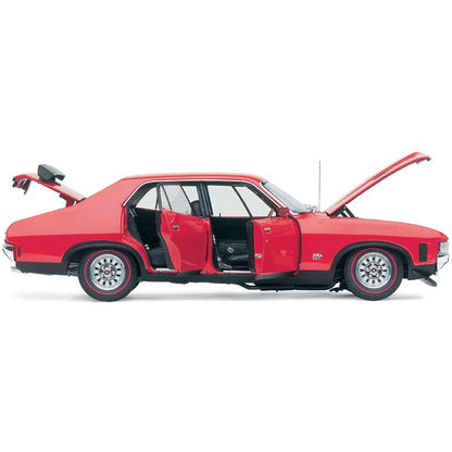 1:18 Ford XA Falcon RPO83 Sedan - 1973 - Red Pepper - Classic Carlectables - 18226