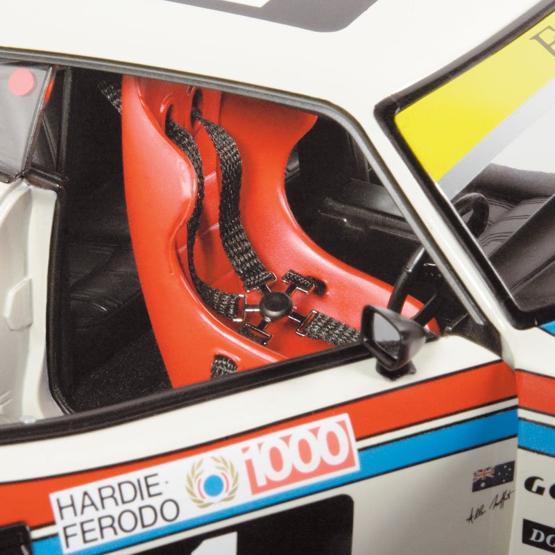 1:18 Ford XC Falcon #1 - 1977 - Bathurst Winner - Moffat Ford Dealers - Allan Moffat - Classic Carlectables - 18261