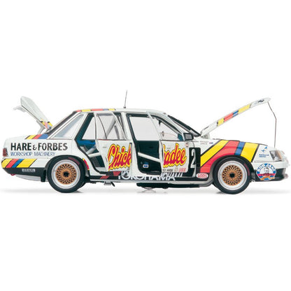 1:18 Holden VK Commodore #2 - 1986 - Bathurst Winner - Roadways Racing - Allan Grice - Classic Carlectables - 18267