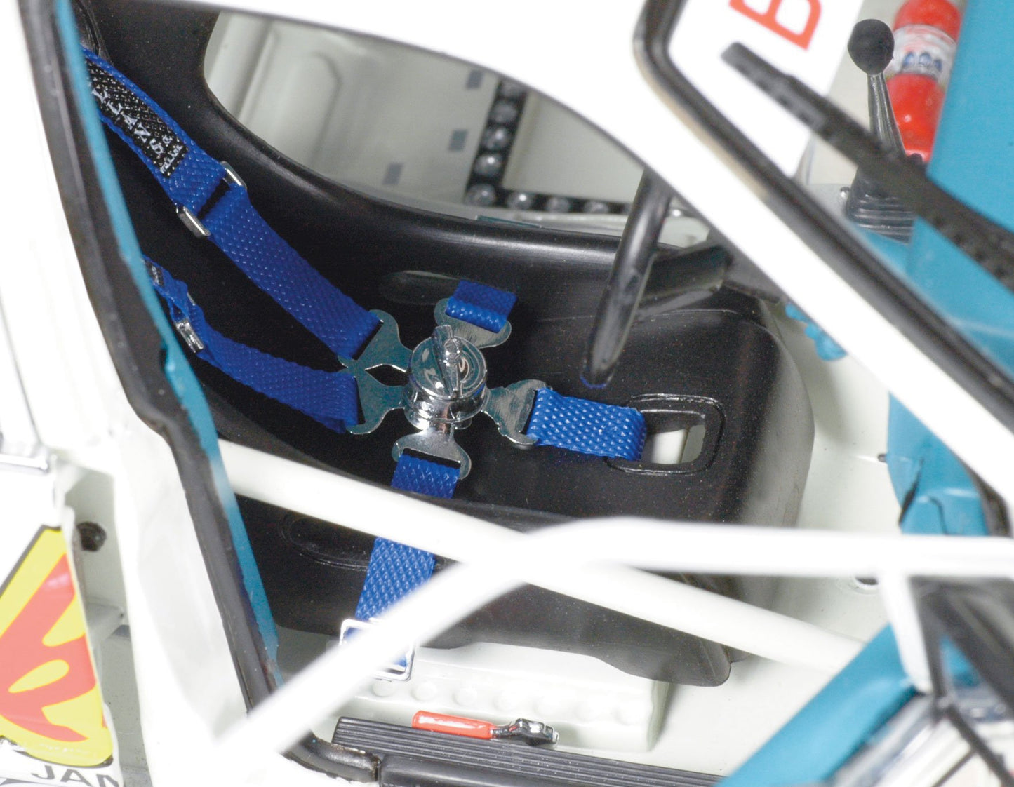 1:18 Holden VK Commodore #2 - 1986 - Bathurst Winner - Roadways Racing - Allan Grice - Classic Carlectables - 18267