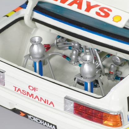 1:18 Holden VK Commodore #2 - 1986 - Bathurst Winner - Roadways Racing - Allan Grice - Classic Carlectables - 18267